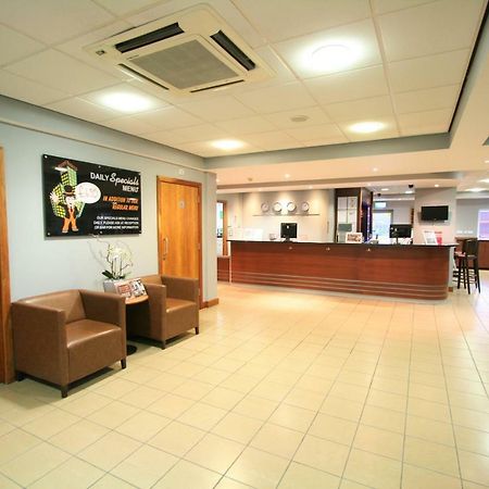 Doncaster International Hotel By Roomsbooked Luaran gambar