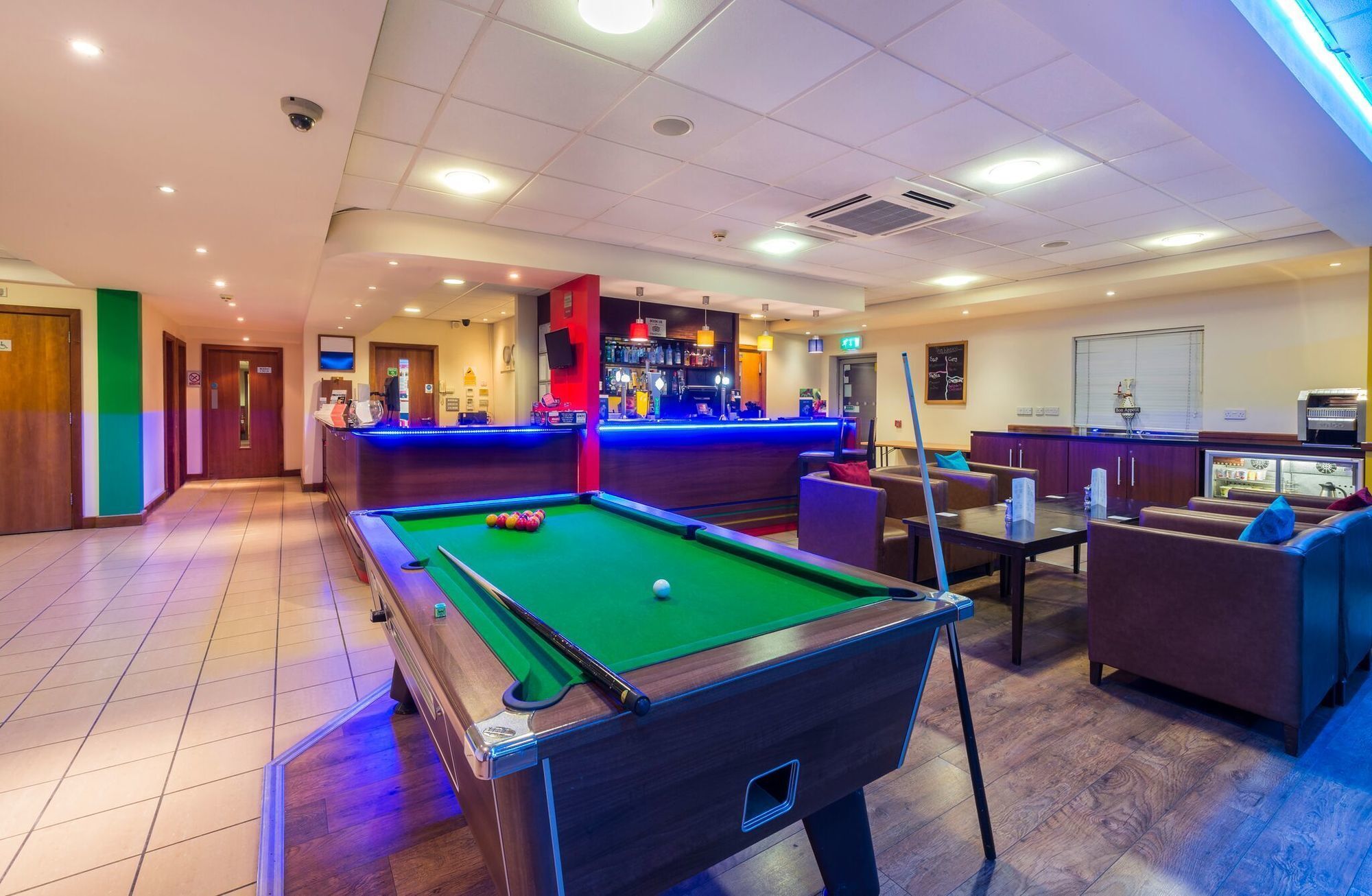 Doncaster International Hotel By Roomsbooked Luaran gambar